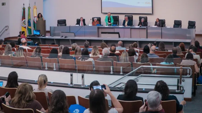 Rio Grande do Sul recebe seminário sobre auditoria no SUS com representantes dos três Estados do Sul do país