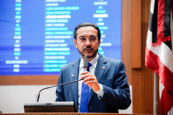 Deputado Junior Cascaria falou sobre ações e obras em andamento no município de Pedreiras,