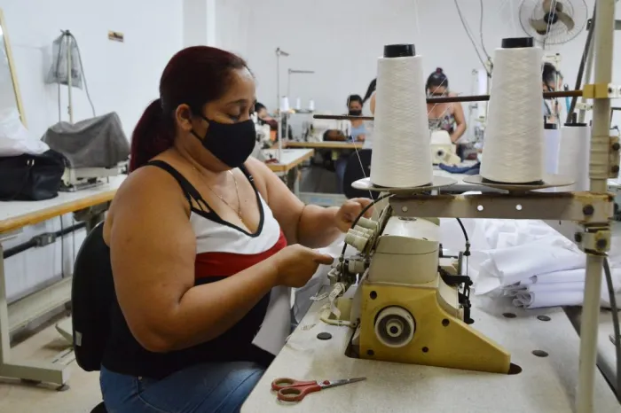 Prefeitura de João Pessoa realiza inscrição online para 50 vagas em Curso de Costura