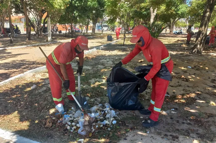 Emlur mantém rotina de limpeza com coleta e conservação em diversos pontos da cidade