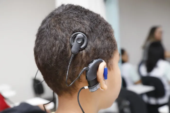 Pernambuco celebra 16 anos do Programa de Implante Coclear com encontro de pacientes no HAM