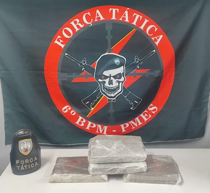 Força Tática do 6ºBPM apreende tabletes de maconha na Serra