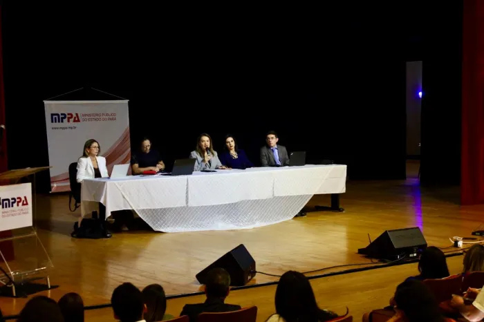 Cidade: Prefeitura participa de audiência pública para discutir políticas voltadas ao Transtorno do Espectro Autista