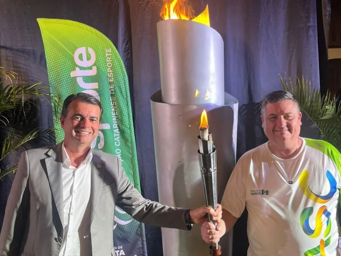 Brusque recebe cerimônia de acendimento do Fogo Simbólico dos Jogos Abertos de Santa Catarina