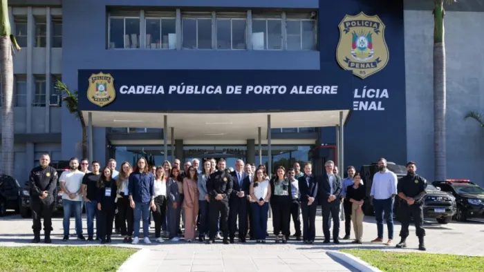 Magistrados visitam Cadeia Pública de Porto Alegre