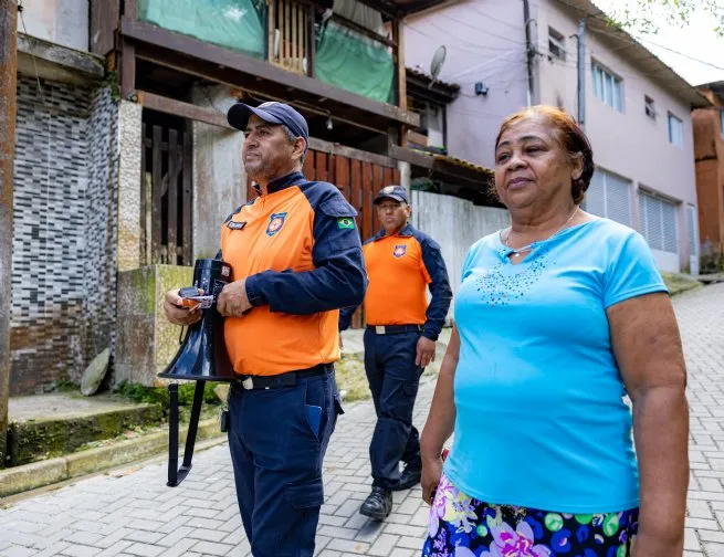 Emoção e interesse marcam simulado da Defesa Civil em Juquehy