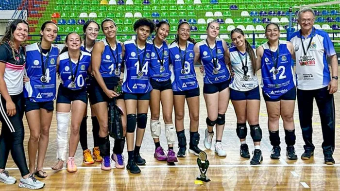 Araçatuba é vice-campeã no 3º Torneio Águias de Voleibol Feminino
