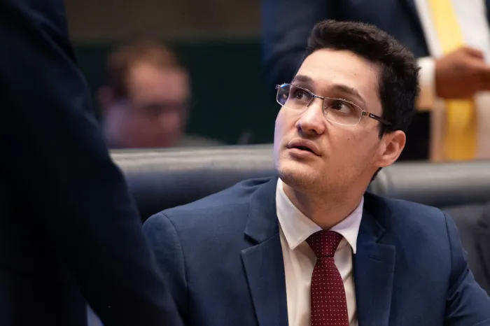 Medidas para preservar direitos dos ambulantes durante fiscalização são aprovadas