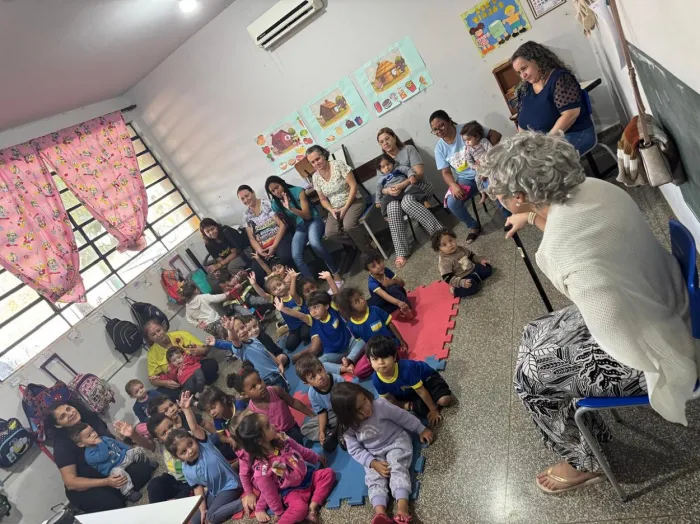 Prefeitura incentiva leitura e criatividade para crianças da Reme em parceria com o Sesi 