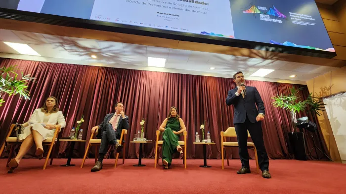 PGE/SC apresenta resultados de práticas conciliatórias em congresso de Direito Administrativo