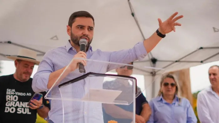 Gabriel Souza lembrou que que obras como esta mudam a vida das pessoas e trazem mais qualidade de vida à comunidade -Foto: Joel Vargas/Ascom GVG