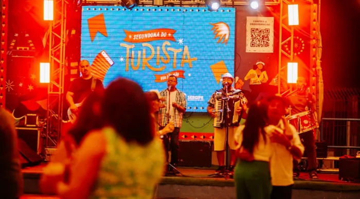 Segundona do Turista reúne público em noite de cultura e forró na Rua São João