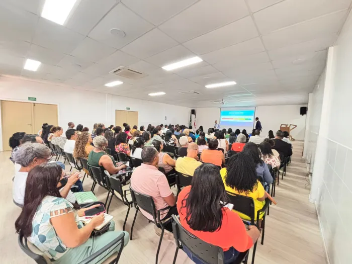 Encerramento do ano letivo e PDDE são temas de reunião com gestores da rede municipal
