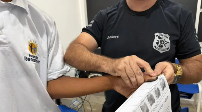 Fundação Renascer inaugura unidade de emissão de documentação para adolescentes