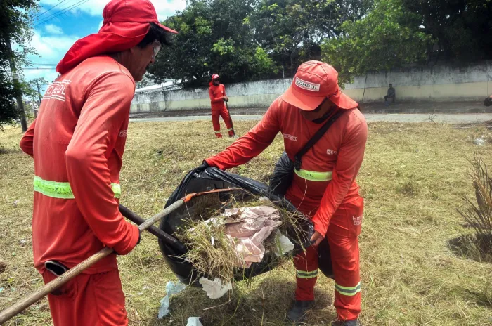 Emlur intensifica ações de limpeza e coleta domiciliar nesta terça-feira