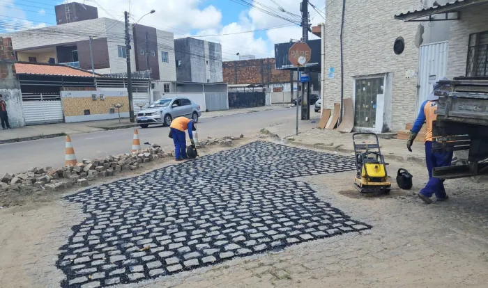 Operação tapa-buraco vai passar por quase 40 bairros nesta quarta-feira