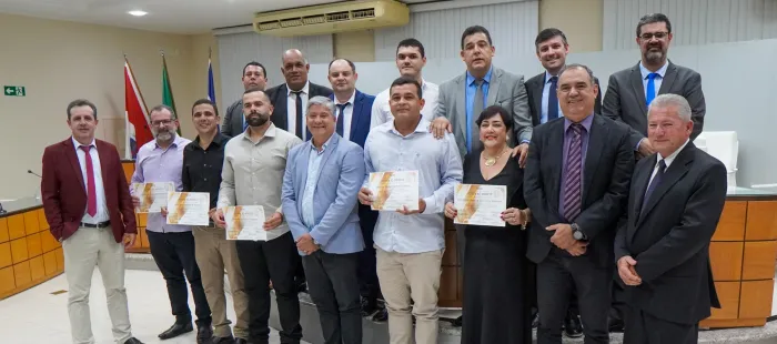 Sessão Solene da Câmara celebra atuação essencial de Conselheiros Tutelares