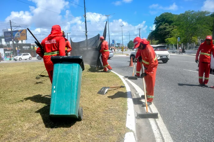 Operação especial da Emlur terá 50 agentes de limpeza atuando em eventos religiosos nesse fim de semana