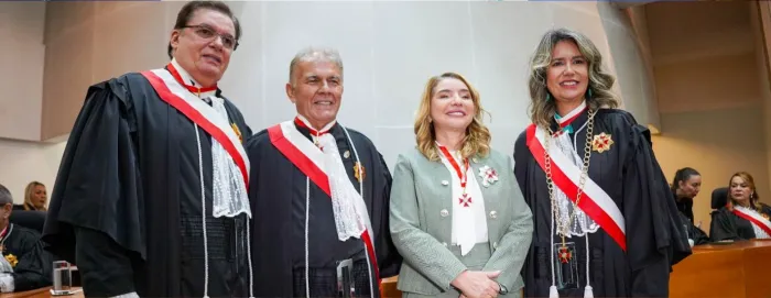 Iracema Vale é condecorada com a mais alta honraria do Tribunal Regional do Trabalho da 16ª Região