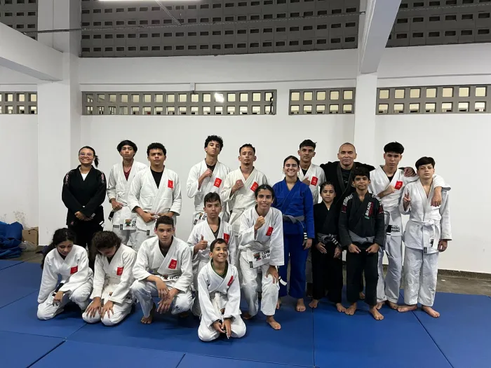 Com vagas disponíveis, Fundação Campeões do Amanhã tem novos horários para turmas de jiu-jítsu