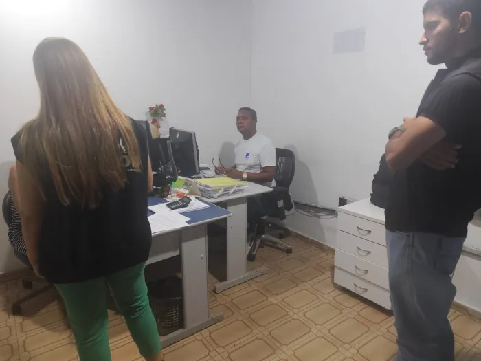 Procon: Equipe notifica empresa de fornecimento de água devido a interrupções do serviço em Folhas da Nova Marabá