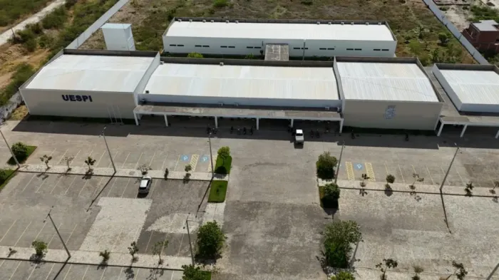 Uespi investe R$ 600 mil em reforma estrutural do Campus Possidônio Queiroz, em Oeiras