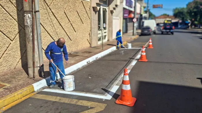 Araçatuba conclui implantação das vagas de curta duração