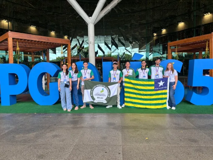 Criadores do Educa Pé-de-Meia Digital, estudantes da rede estadual de Vila Nova do Piauí visitam a Campus Party em Goiânia