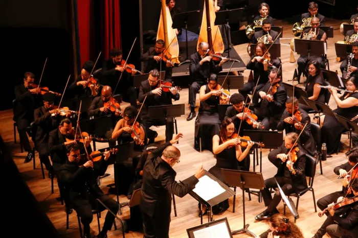 Sinfônica do Espírito Santo faz presentação especial no retorno do Theatro Carlos Gomes