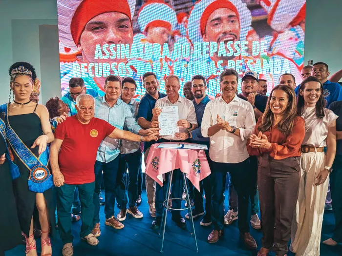 Governo do Estado anuncia R$ 6,7 milhões para o Carnaval Capixaba e assina Termo de Fomento com a LIESGE