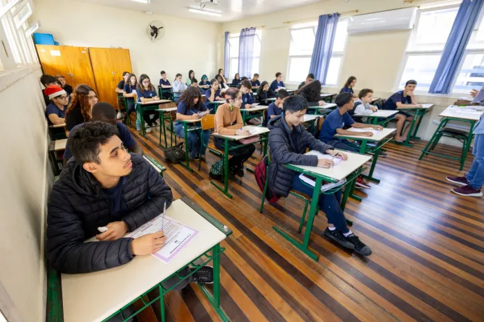 Estudantes catarinenses realizam provas do SEAESC para aferir aprendizagem nas redes estadual e municipais de SC