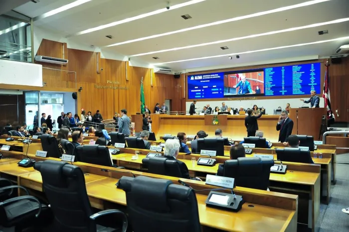 Aprovada moção de aplausos requerida por Neto Evangelista à pesquisadora Rosimeria Carvalho