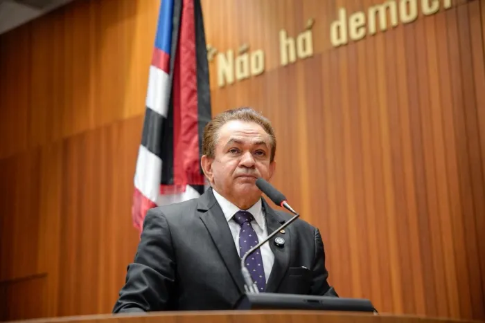 Antônio Pereira destaca avanço na descentralização da Vigilância Sanitária