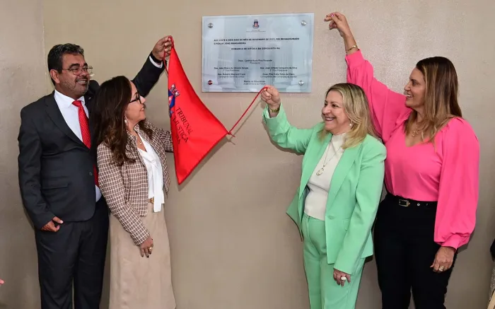 TJBA e Prefeitura de Vitória da Conquista assinam convênios durante reinauguração do Fórum João Mangabeira