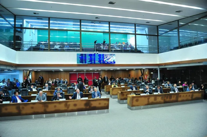 Assembleia aprova MP que institui programa estadual de cooperação com municípios
