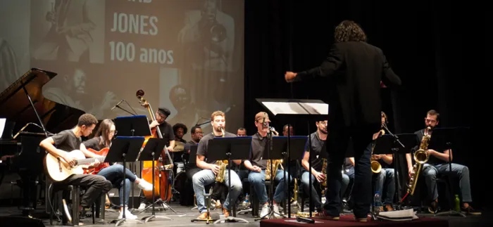 Fames Jazz Band apresenta concerto em homenagem ao Dia Nacional do Samba