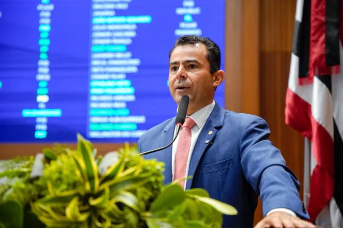 Eric Costa critica serviço de abastecimento de água em Barra do Corda