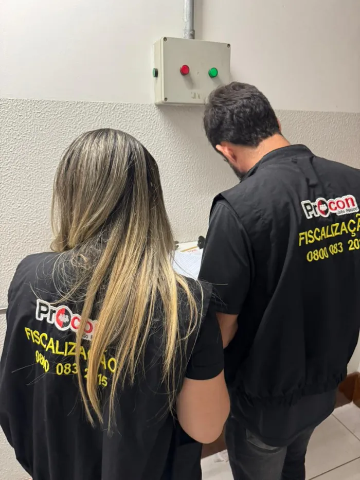 Plantão Black Friday do Procon-JP autua 20 lojas e notifica mais de 50 estabelecimentos na Capital