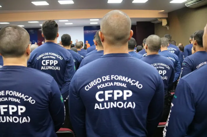 Secretaria da Justiça inicia curso para policiais penais e anuncia quatro novas unidades prisionais para 2026