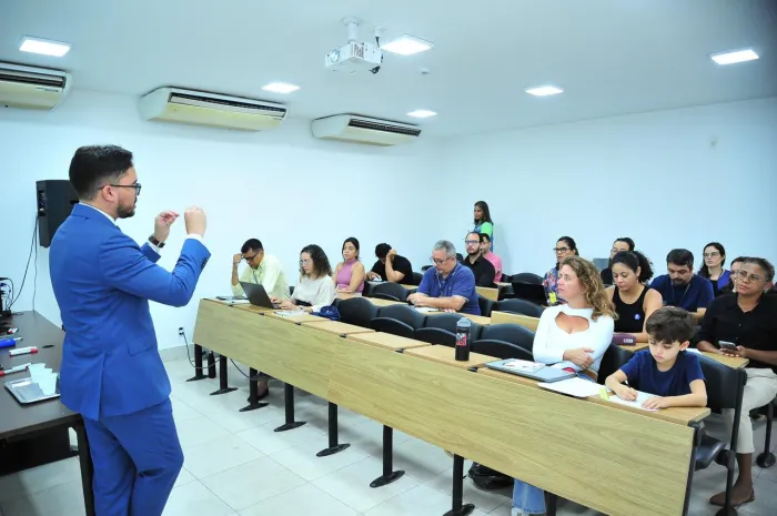 Escola do Legislativo inicia segunda edição do Curso de Inteligência Artificial Generativa Aplicada ao Poder Legislativo
