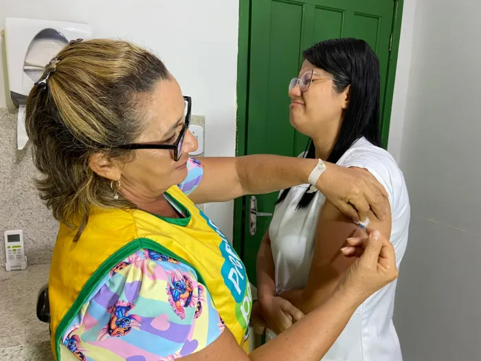 Saúde: SMS realiza Dia D de vacinação e amplia calendário até fevereiro