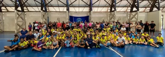Projeto Superando Barreiras encerra ano com 10º Festival de Futsal