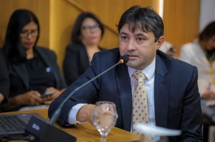 André Campos se afasta do Legislativo para presidir Agência Executiva Metropolitana