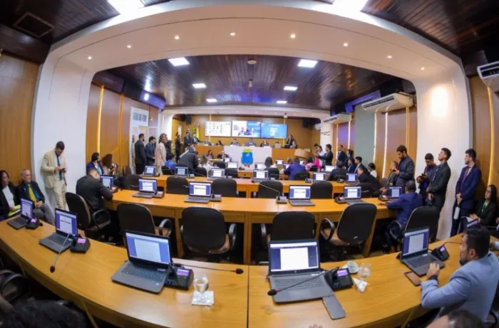 Câmara aprova medidas para proteção de idosos, igualdade de gênero e de acolhimento psíquico