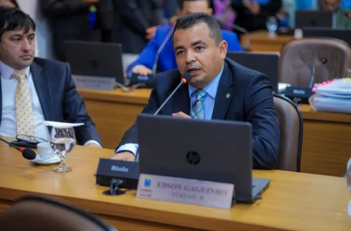 Edson Gaguinho propõe instalação de totens de segurança conectados à Guarda Municipal