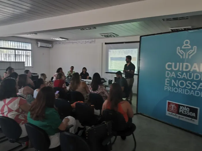 Prefeitura realiza reunião de alinhamento sobre vacinação e fluxos nas salas de vacina da rede municipal