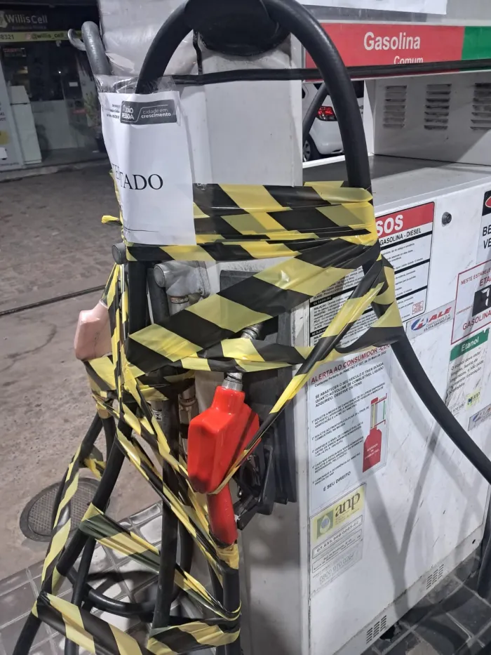 Procon-JP volta a interditar bombas de posto no Bairro das Indústrias por revender gasolina adulterada