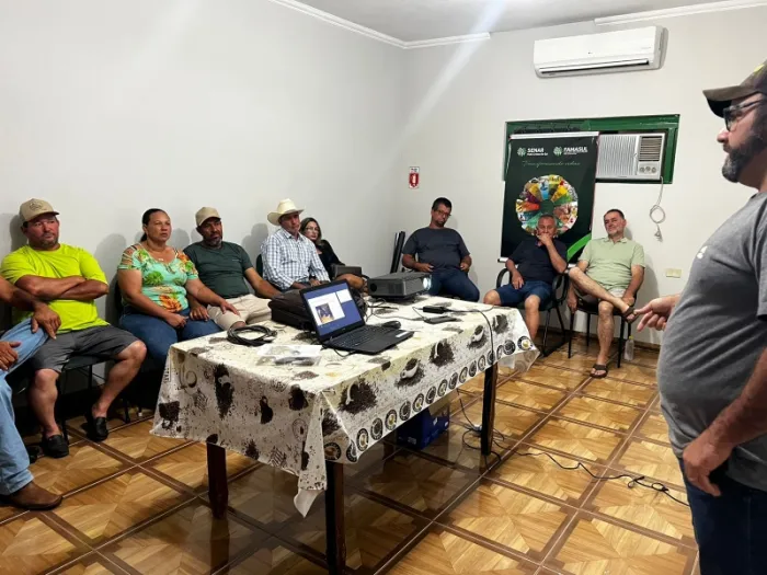 Programa PróGenética Leiteira apresenta resultados promissores em primeiro encontro com produtores de Brasilândia