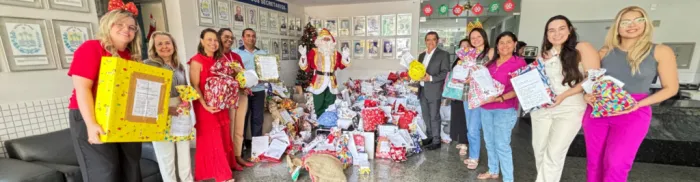 Maior parceira da campanha Papai Noel dos Correios, Sefaz entrega mais de 300 presentes para crianças de baixa renda