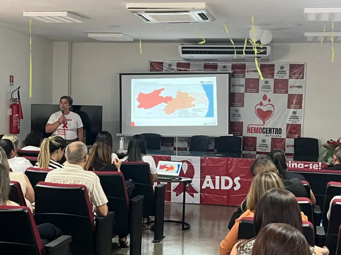 10º Seminário Estadual Dezembro Vermelho reúne municípios, serviços especializados e organizações civis